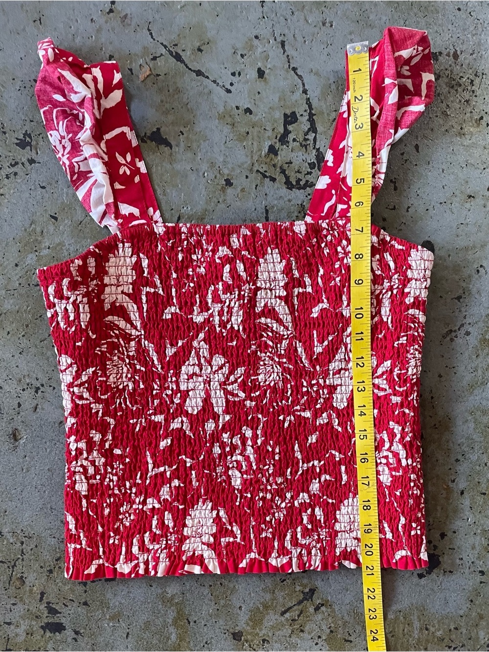 Old Navy Fitted Ruffle-Trim Smocked Floral Tank Top in Red Floral Print Size L - Picture 2 of 6